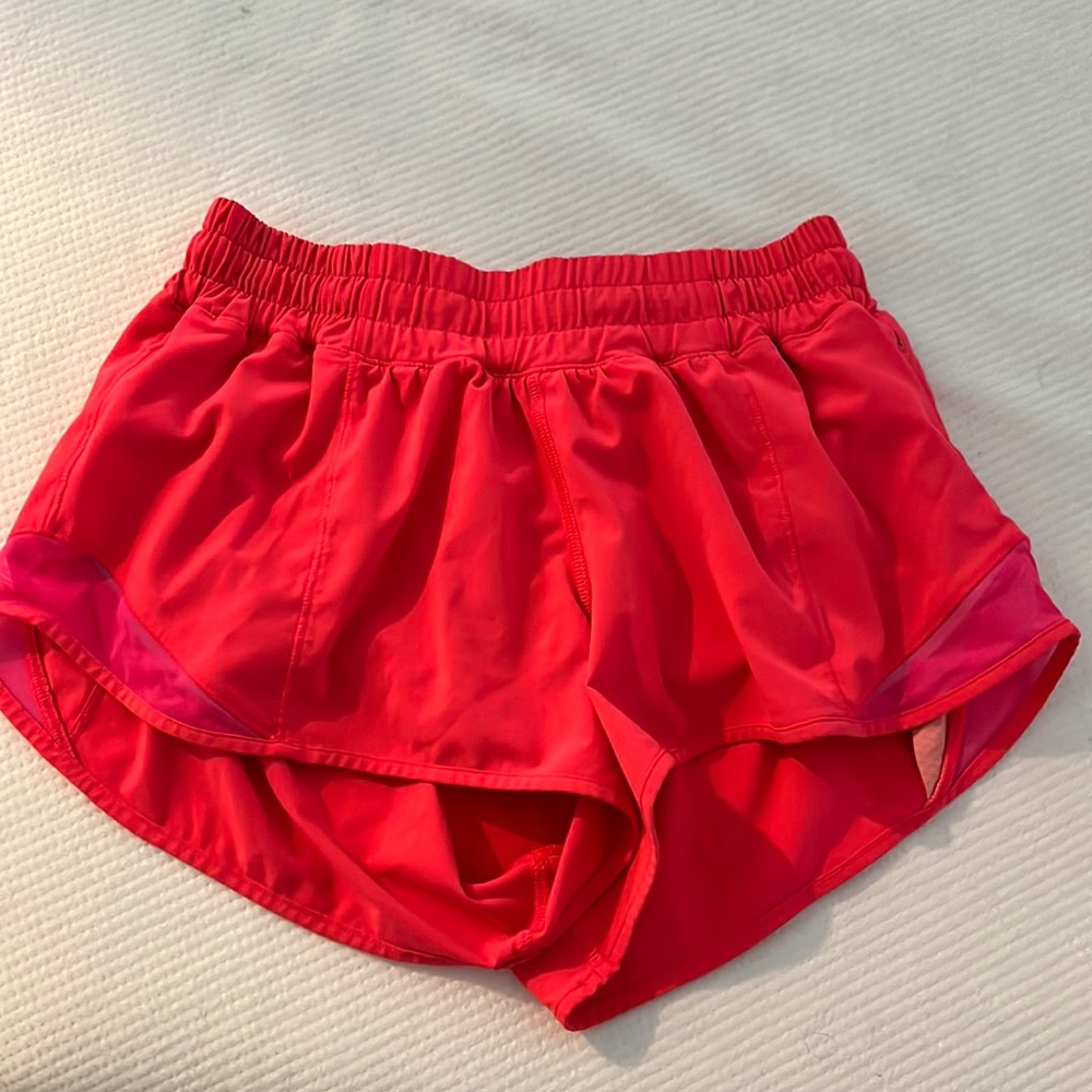 Lululemon hotty hot shorts - pink - size 4